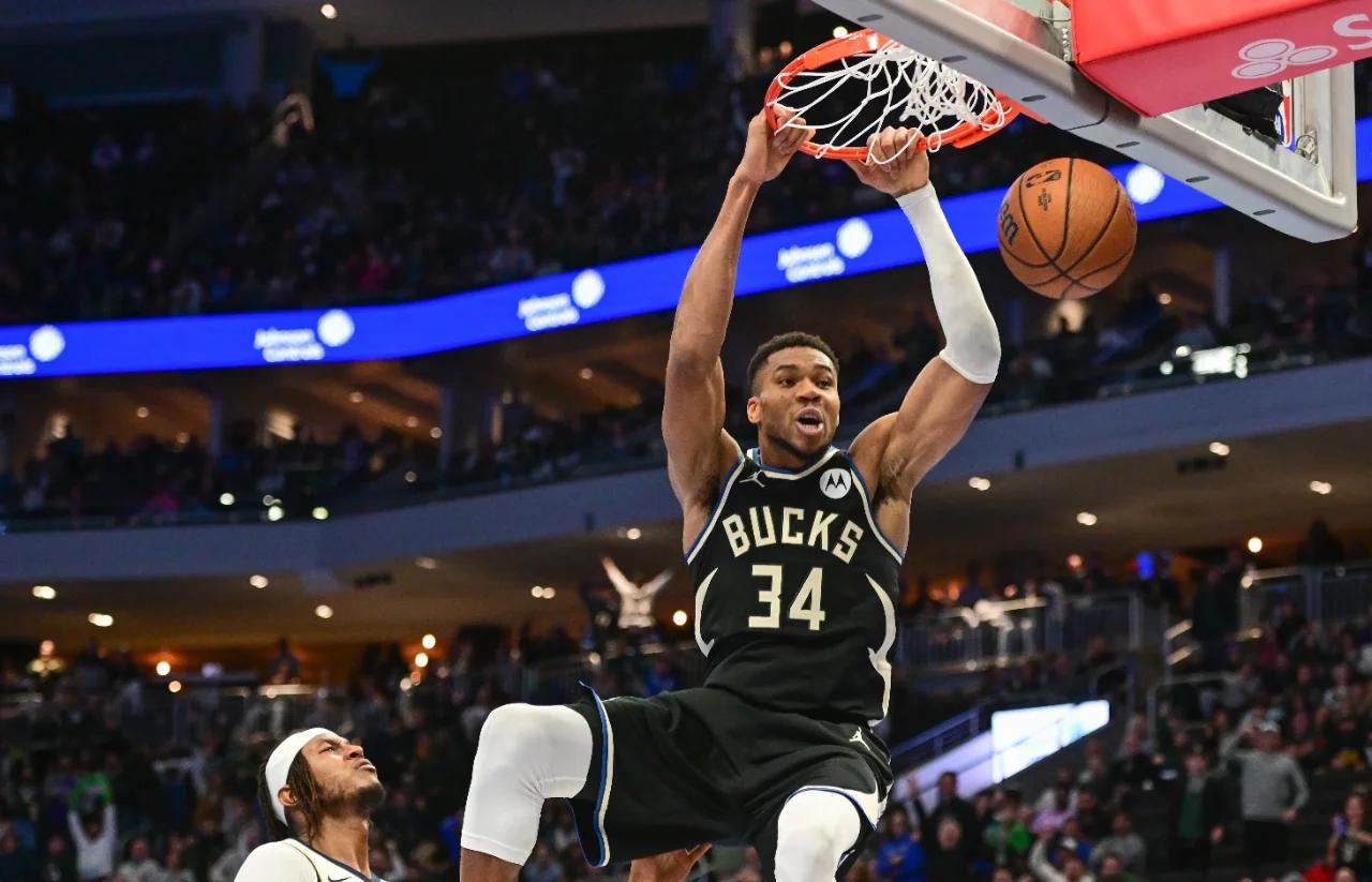 字母哥意外战胜独行侠，领先优势明显引爆全场！的简单介绍